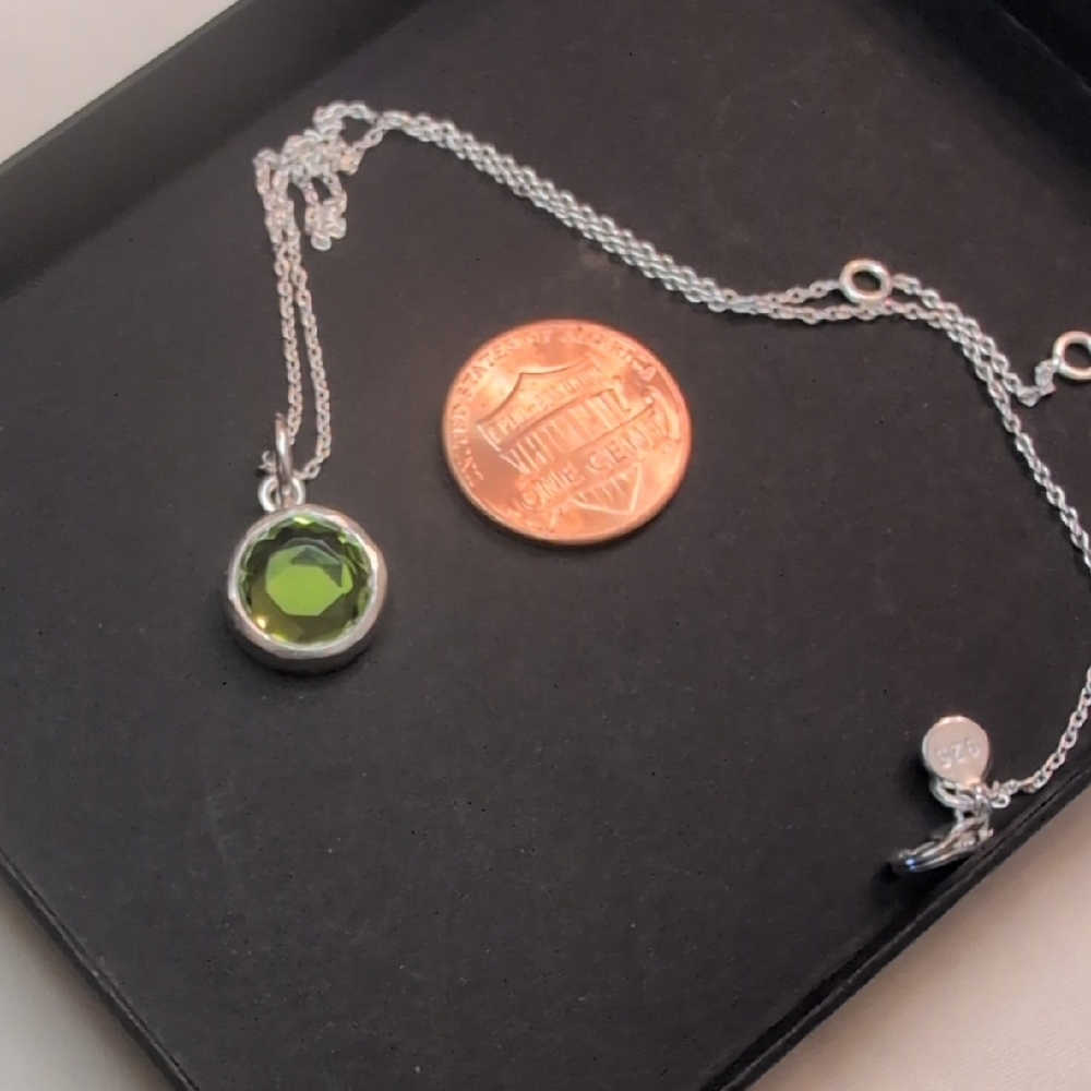 Elegant  Sterling Silver and Green Peridot Necklace with Round Pendant